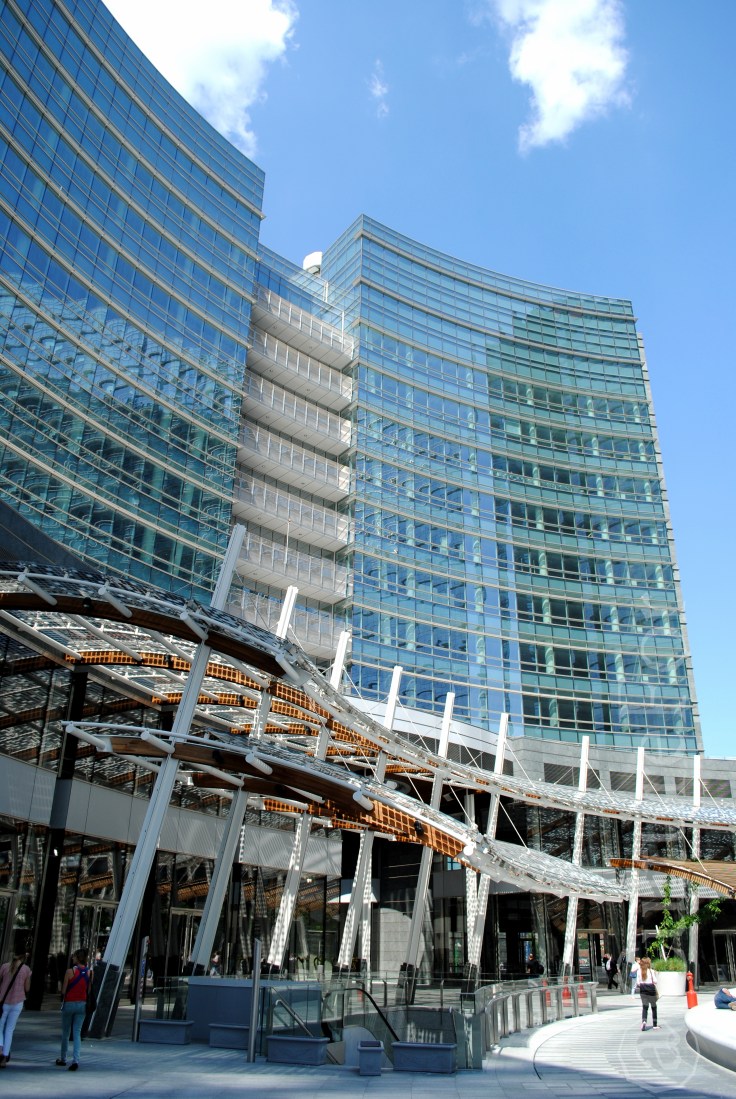 Piazza Gae Aulenti @Milano_www.culturefor.com