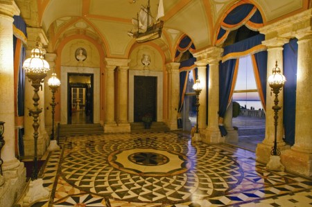 East Loggia, Bill Sumner East Loggia, Bill Sumner