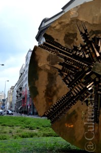 Disco Solare di Arnaldo Pomodoro @Milano_ www.culturefor.com