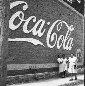 Esther Bubley (American, 1921–1998), Coca-Cola Wall, Texas, 1945. Collection of Joyce Linker. Digital image courtesy Archives and Special Collections, University of Louisville, Kentucky.
